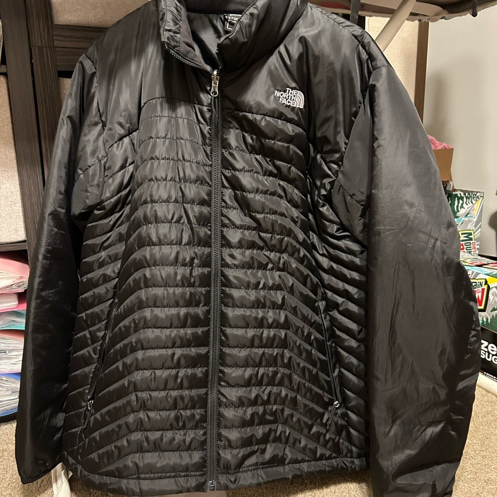 The North Face Black Puffer Jacket Hybrid Design